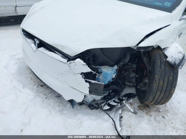 2016 TESLA MODEL X 5YJXCBE45GF011293 Photo 5
