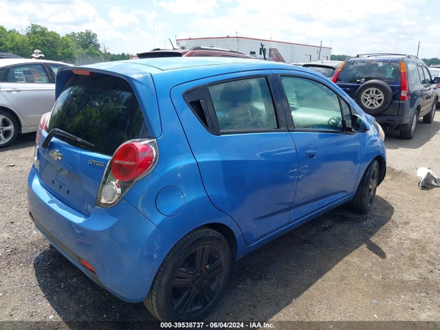 Chevrolet Spark Ls Auto 2014 KL8CB6S98EC446644 Image 4