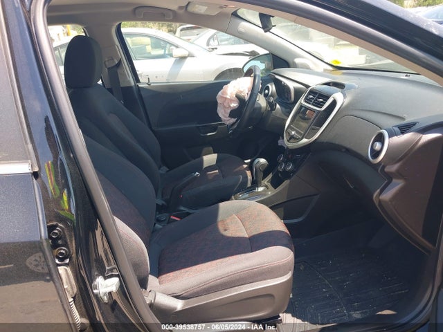 Chevrolet SONIC LT 2019 1G1JD6SBXK4139437 Image 5