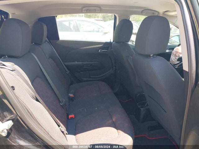 Chevrolet SONIC LT 2019 1G1JD6SBXK4139437 Image 8