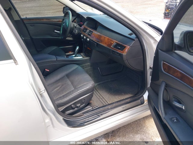 Продаж на аукціоні авто 2010 Bmw 528i, vin: WBANU5C58AC441838, номер лоту: 39538774
