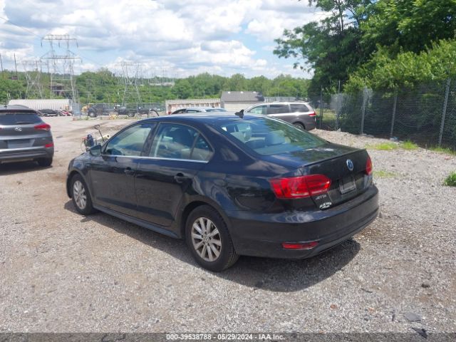 3VW637AJ4EM274921 Volkswagen Jetta Hybrid Se