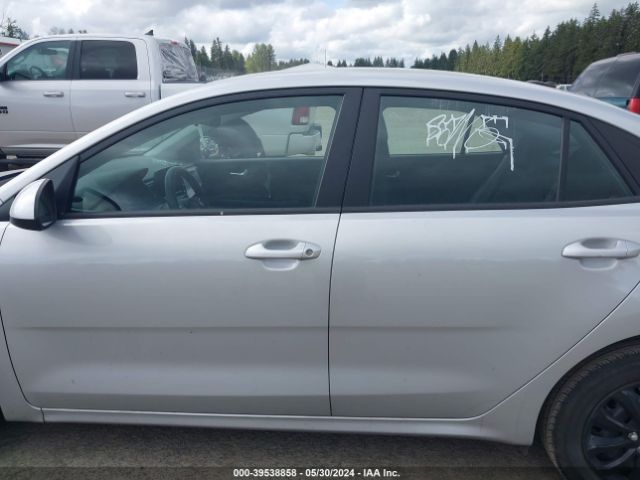 3KPA24AD9ME430713 KIA RIO LX
