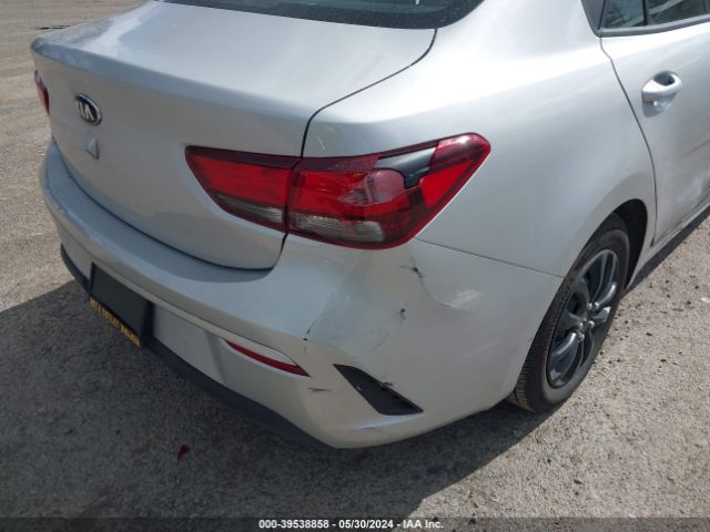 3KPA24AD9ME430713 KIA RIO LX