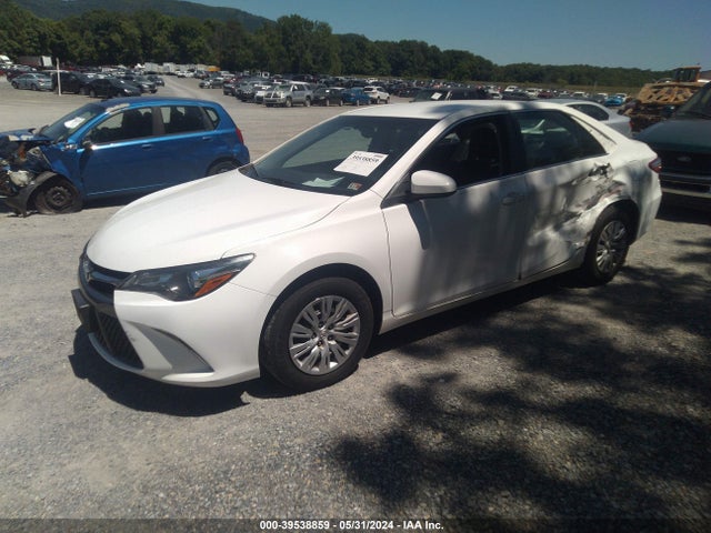 Toyota CAMRY SE 2017 4T1BF1FK9HU388965 Image 2