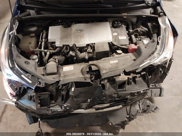 Toyota Prius Four 2017 JTDKARFU8H3053298 Image 10