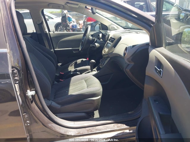 Chevrolet Sonic Lt Auto 2015 1G1JC5SH9F4151960 Image 5