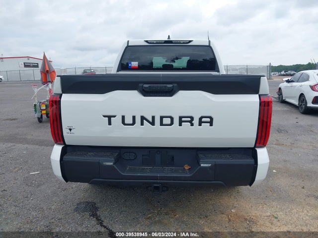 Toyota Tundra Sr 2024 5TFKB5ABXRX033740 Image 17