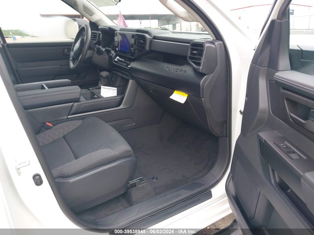 Toyota Tundra Sr 2024 5TFKB5ABXRX033740 Image 5
