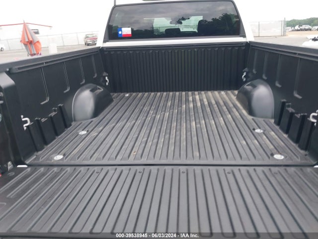 Toyota Tundra Sr 2024 5TFKB5ABXRX033740 Image 8