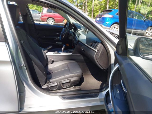 WBA3B1C52EK132304 BMW 320i