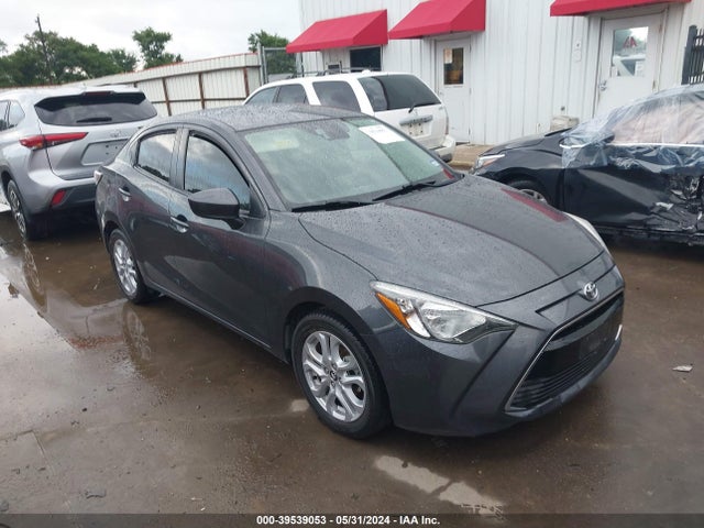 Toyota YARIS IA 2018 3MYDLBYV7JY329047 головне зображення