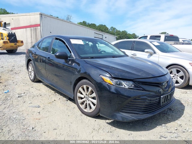 Toyota CAMRY LE 2019 4T1B11HK7KU814476 zdjęcie główne
