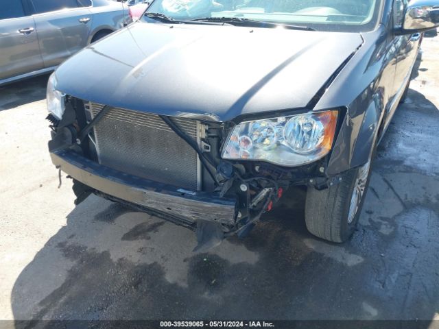 2C4RC1CG1GR121018 Chrysler Town & Country Touring-l Anniversary Edition