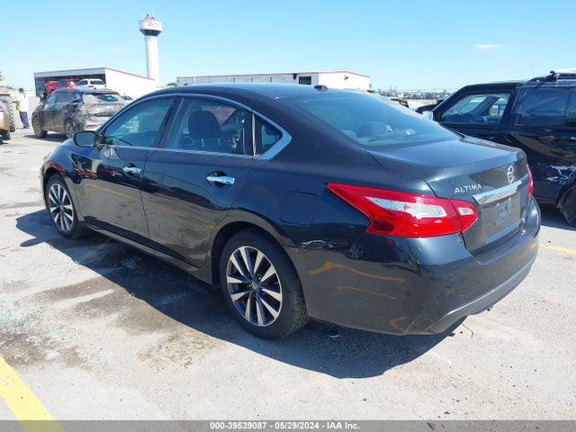 Nissan Altima 2.5 Sv 2017 1N4AL3APXHC250368 Image 3