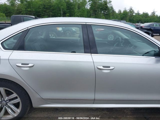 1VWCT7A34HC047061 Volkswagen Passat 1.8t Sel Premium