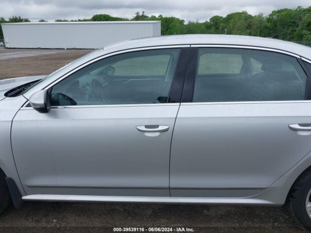 1VWCT7A34HC047061 Volkswagen Passat 1.8t Sel Premium