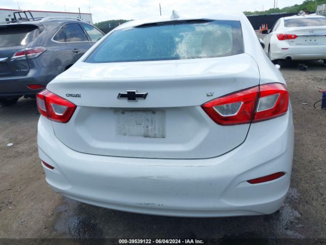 1G1BE5SM9J7181723 Chevrolet Cruze Lt Auto