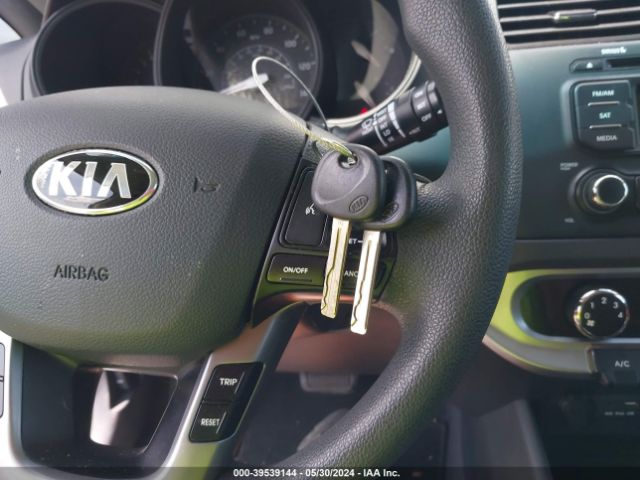 KNADM5A39F6500074 KIA RIO LX
