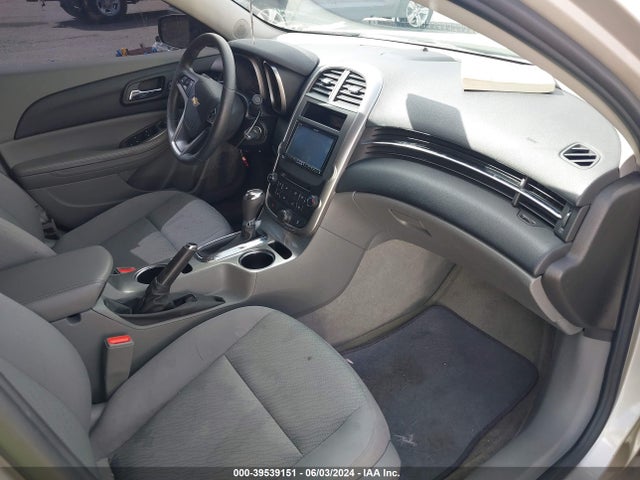 Chevrolet MALIBU LS 2015 1G11B5SL2FF217244 Image 5