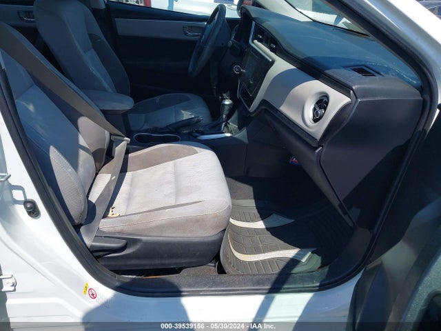 Toyota COROLLA LE 2018 2T1BURHE2JC062900 Image 5