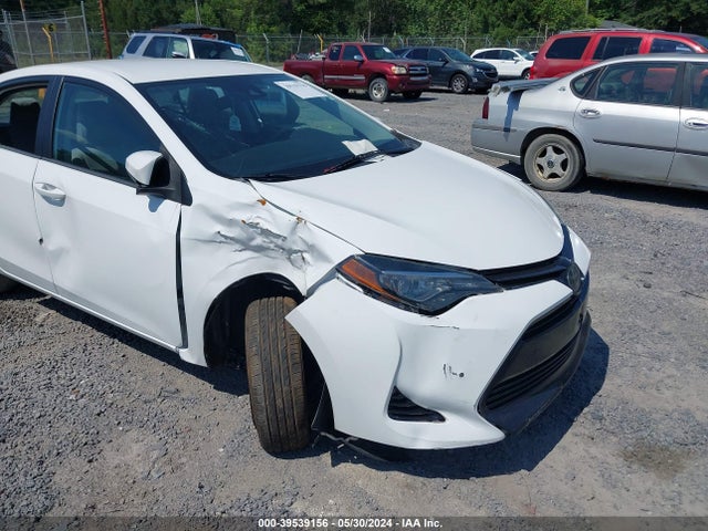 Toyota COROLLA LE 2018 2T1BURHE2JC062900 Image 6