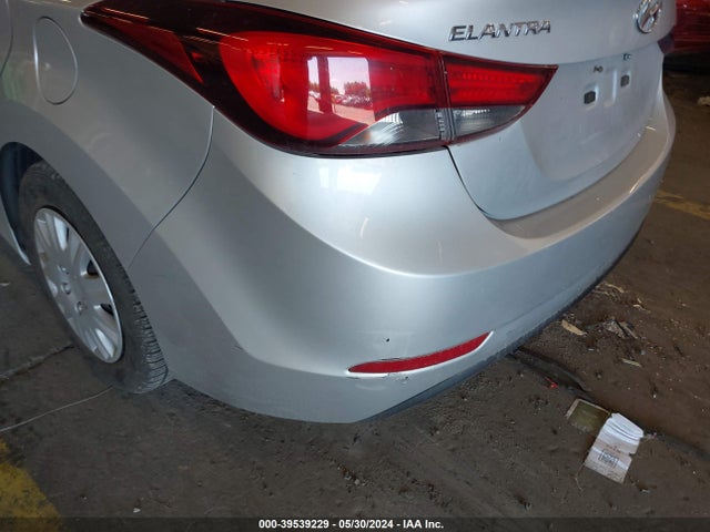 Hyundai ELANTRA SE 2016 5NPDH4AEXGH674200 Image 11