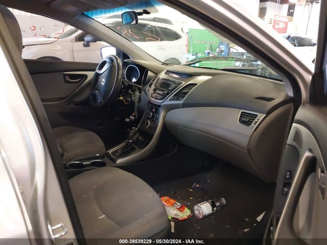 Hyundai ELANTRA SE 2016 5NPDH4AEXGH674200 Image 5