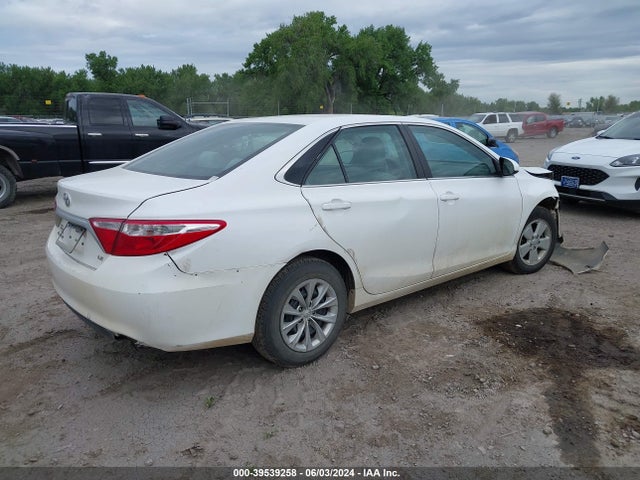 Toyota CAMRY LE 2017 4T1BF1FK8HU314338 Image 4