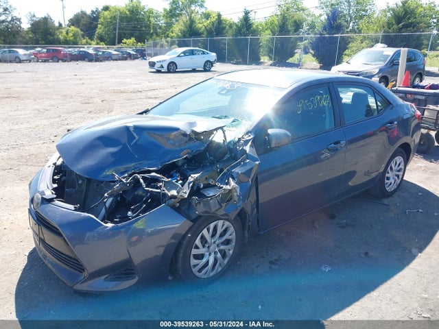 Toyota COROLLA LE 2019 5YFBURHE3KP895185 Image 2