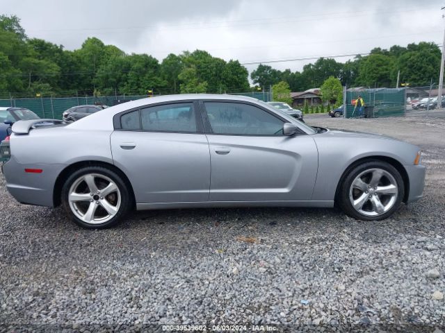 2C3CDXHG4EH227033 Dodge Charger Sxt Plus