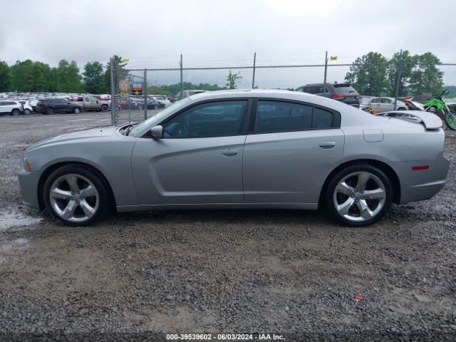 2C3CDXHG4EH227033 Dodge Charger Sxt Plus