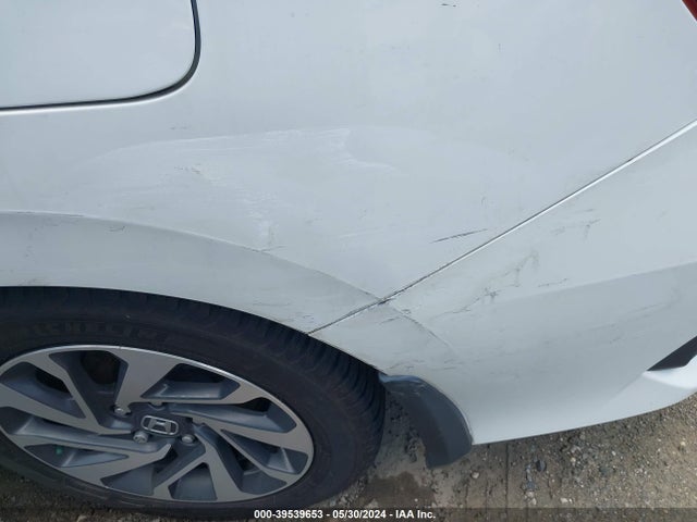 Honda CIVIC EX 2016 19XFC2F75GE200102 Image 17