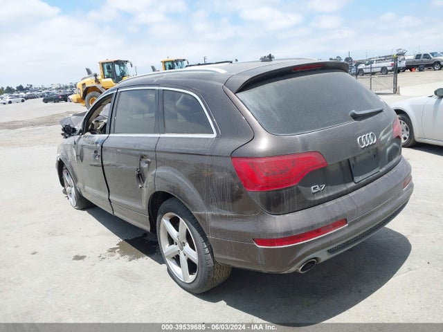 2011 AUDI Q7 WA1DGAFE3BD010419 Photo 2