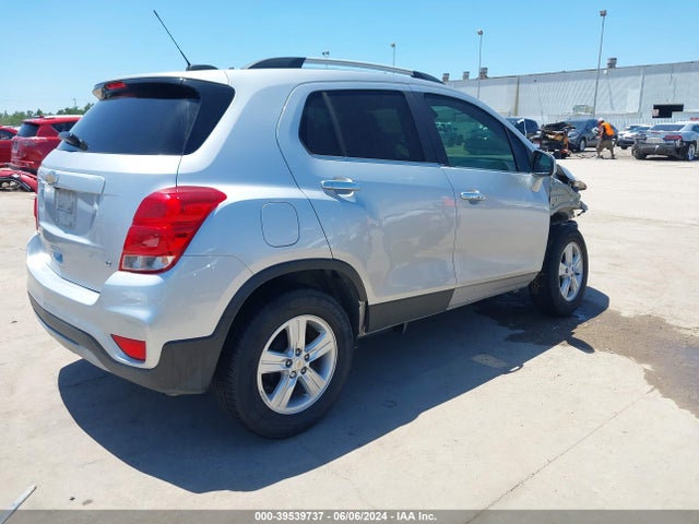 Chevrolet Trax Lt 2017 KL7CJLSB4HB193972 Image 4
