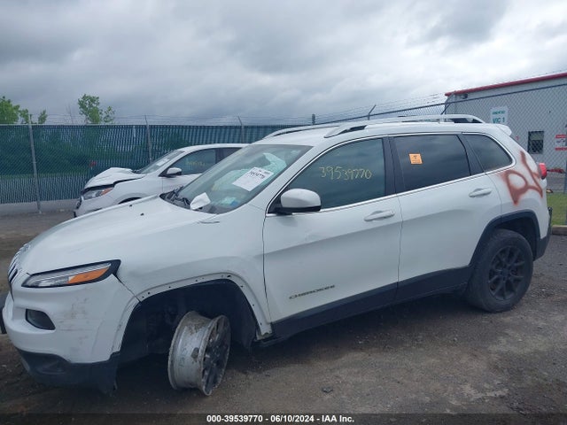 1C4PJMCB2HW625346 Jeep Cherokee Latitude 4x4