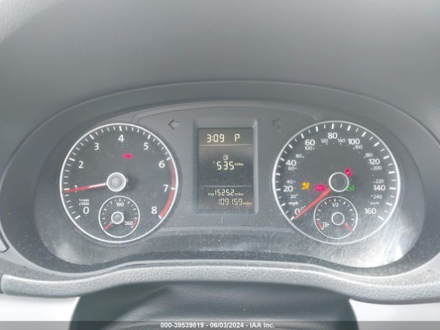 1VWAT7A36FC077053 Volkswagen Passat 1.8t S
