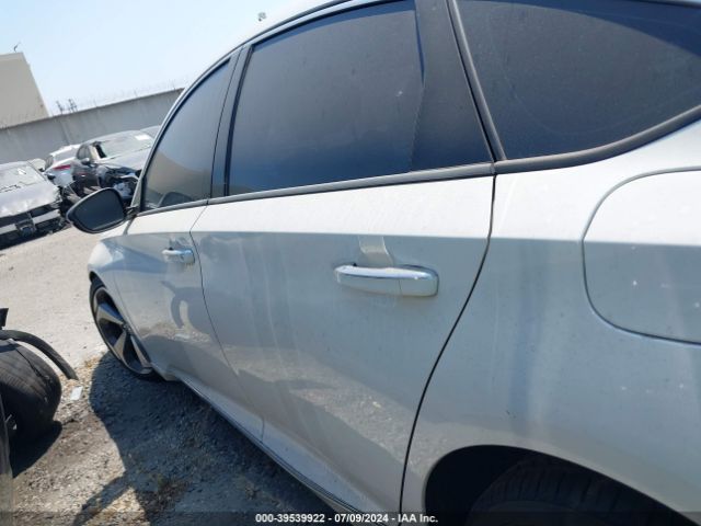 1HGCV2F91LA016997 Honda Accord Touring