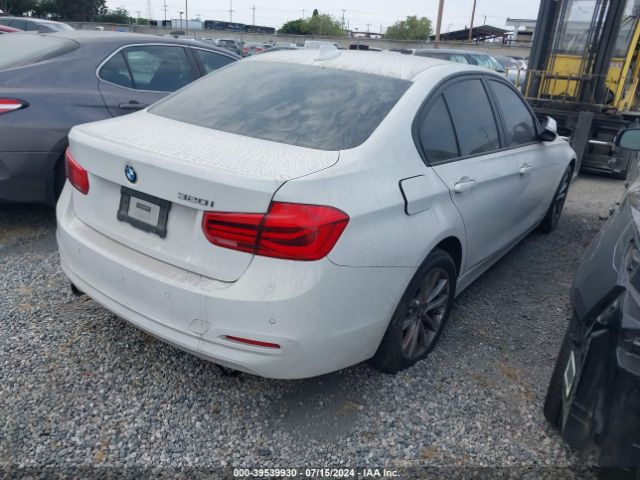 WBA8A9C5XGK617221 BMW 320i