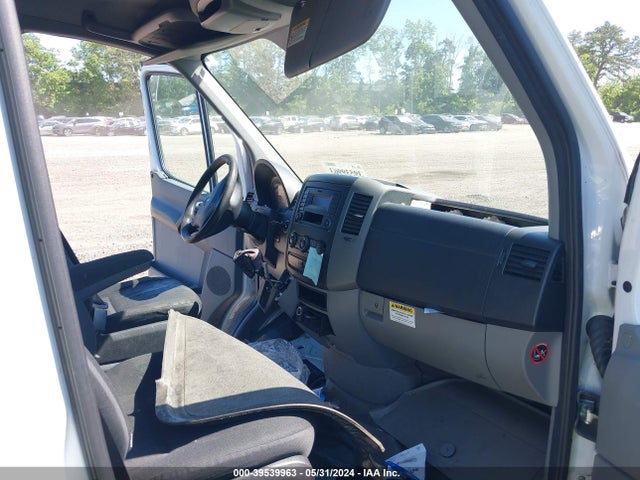 WD3PE7CD8HP500797 Mercedes-Benz Sprinter 2500 Standard Roof V6