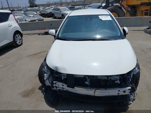 Toyota Corolla Hybrid Le 2021 JTDEAMDE3MJ006469 Image 13