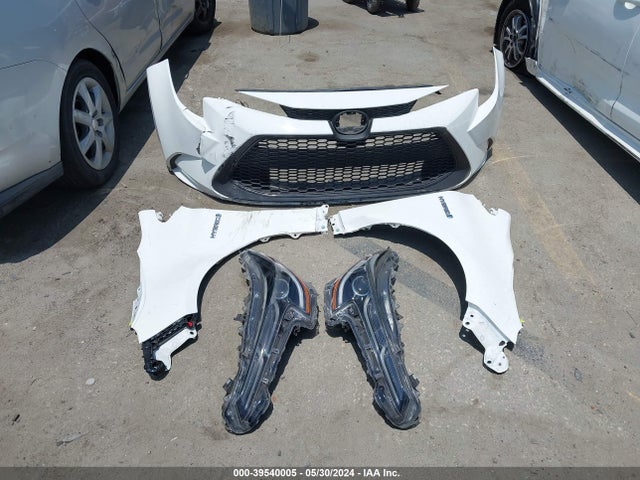Toyota Corolla Hybrid Le 2021 JTDEAMDE3MJ006469 Image 12