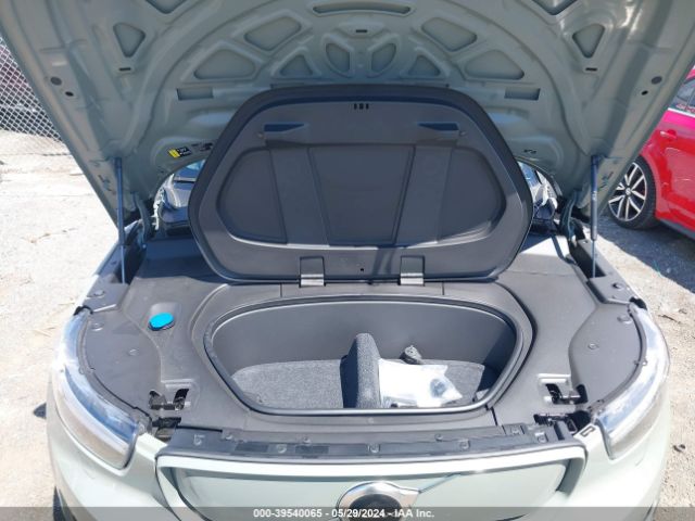 2022 VOLVO XC40 RECHARGE PURE ELECTRIC YV4ED3UB5N2760649 Photo 9