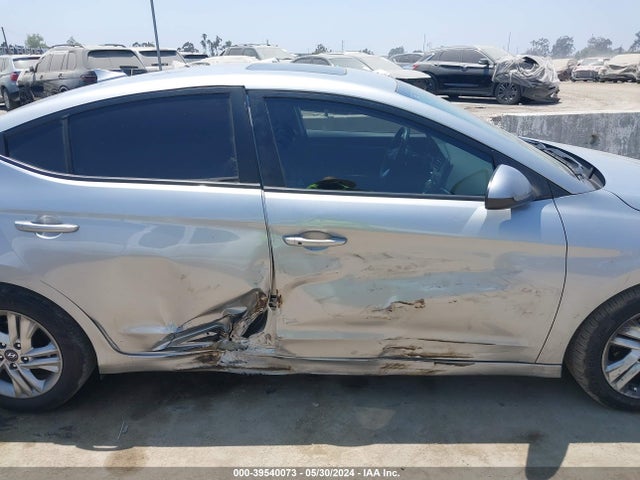 Hyundai Elantra Value Edition 2020 5NPD84LF3LH601198 Image 13