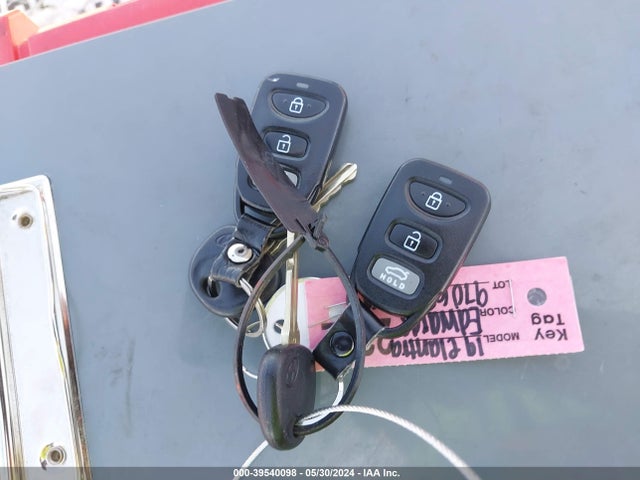 5NPD84LF2KH453852 Hyundai ELANTRA SEL