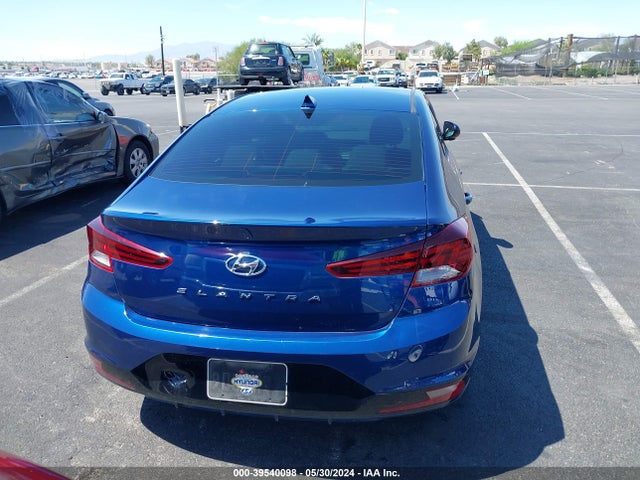 Hyundai ELANTRA SEL 2019 5NPD84LF2KH453852 Image 15