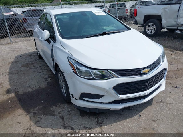 Chevrolet Cruze Ls Auto 2017 3G1BC5SM2HS521926 zdjęcie główne