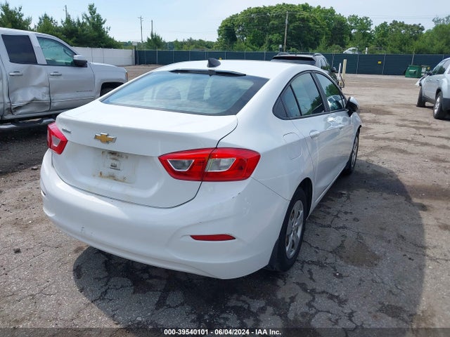 Chevrolet Cruze Ls Auto 2017 3G1BC5SM2HS521926 Image 4