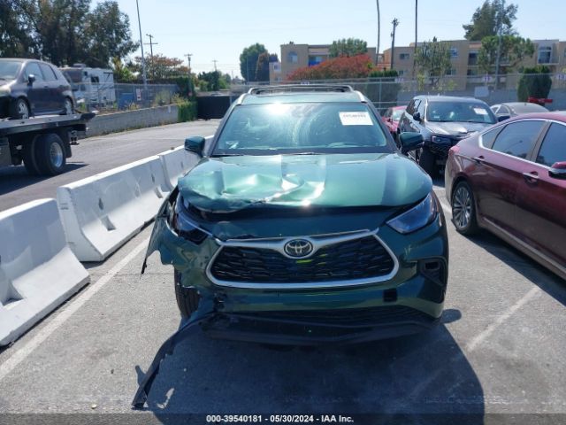 5TDKDRAH3RS531371 Toyota Highlander Xle