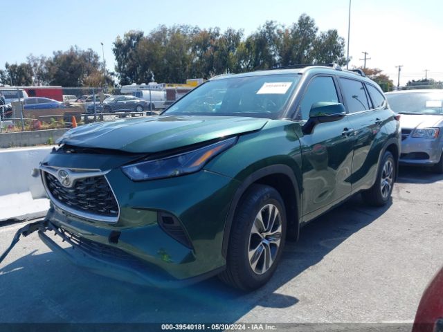 5TDKDRAH3RS531371 Toyota Highlander Xle